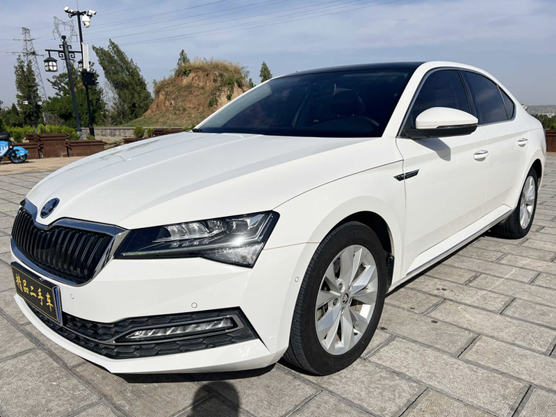 SKODA  SUPERB