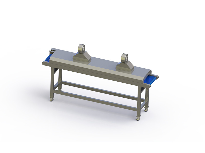 Miniature baking mold conveyor