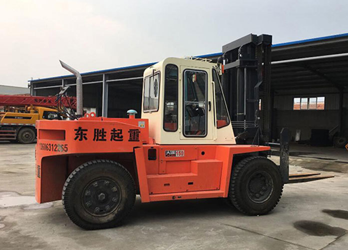 15T叉車 15T叉車