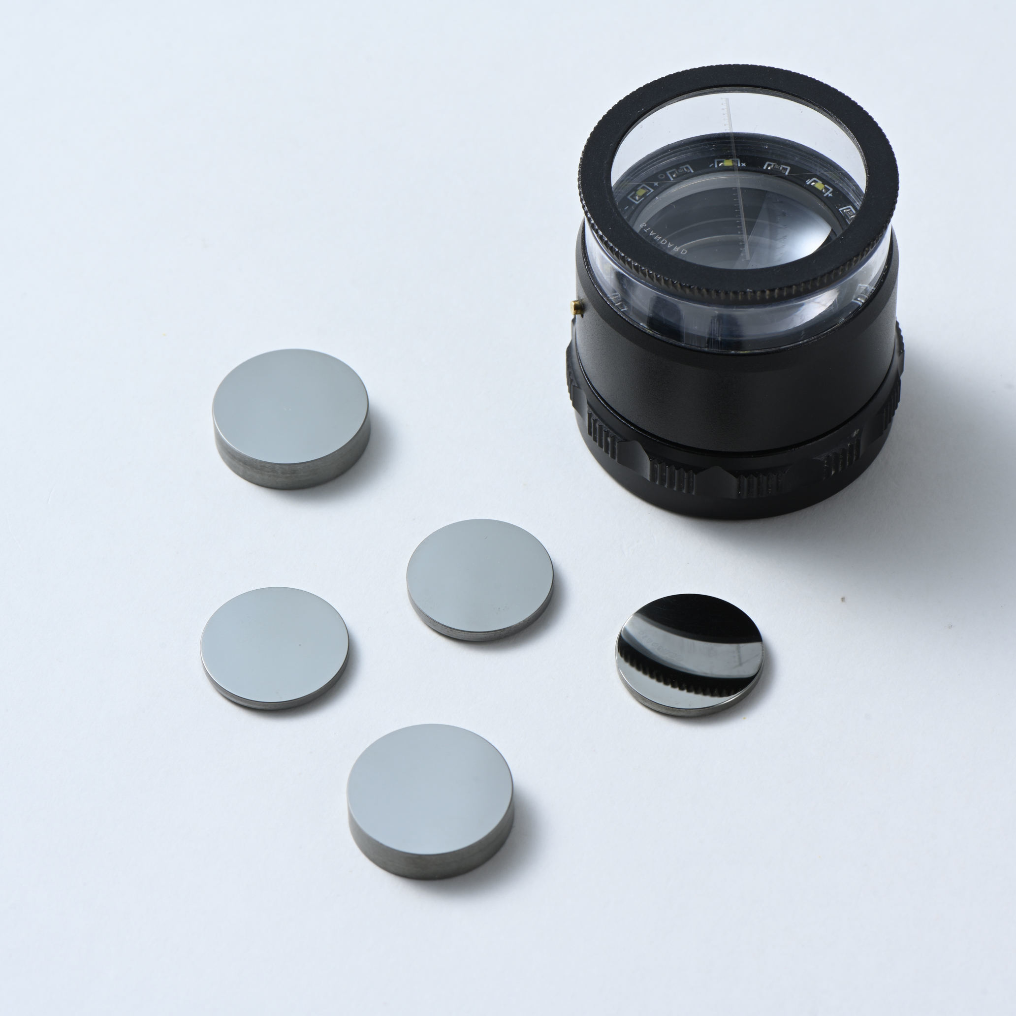 OEM Manufacturer's Customizable Coated round Flat Germanium Window AR/DLC for Optical Filters Usage