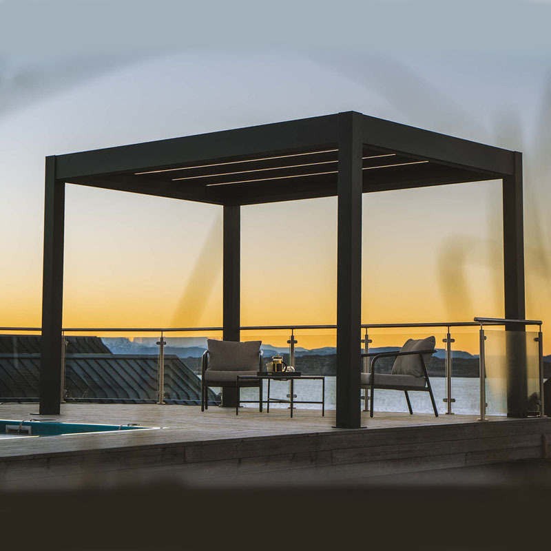 High-end Villa Pergola Motorized Louver With Lighting