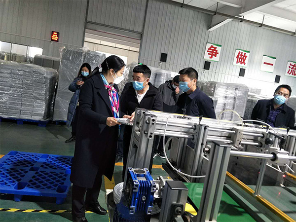 政府领导视察照