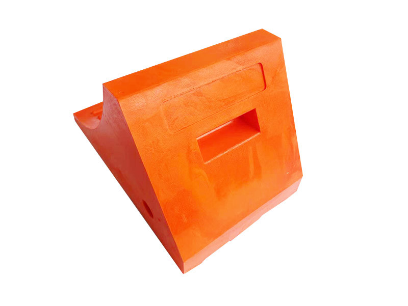 Urethane Wheel Chock-13.98"x8.03"x8.03" / 355mmx204mmx204mm