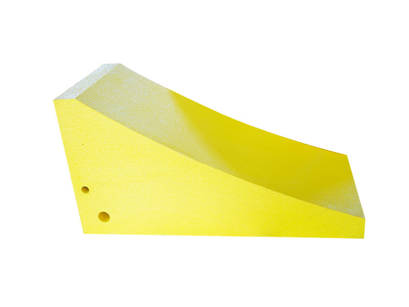 Urethane Wheel Chock-25.98"x12.80"x13.58" / 660mmx325mmx345mm