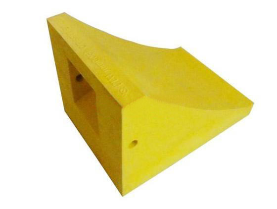 Urethane Wheel Chock-13.19"x9.76"x8.86" / 335mmx248mmx225mm