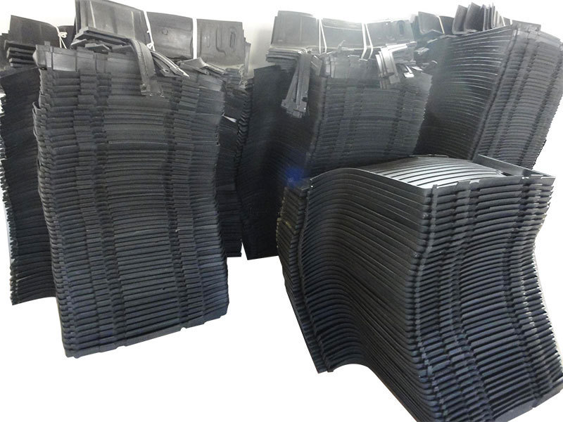 Urethane Truck Floor Mat - 54.89"*35.33"* 34.21" / 1394.3mm*897.5mm*869mm