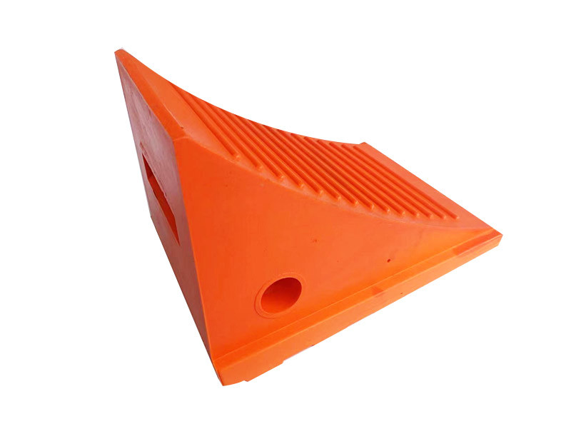 Urethane Wheel Chock-11.30"x8.82"x8.11"  / 287mmx224mmx206mm