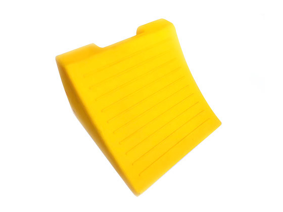 Urethane Wheel Chock-15"x15.12"x11.02" / 381mmx384mmx280mm