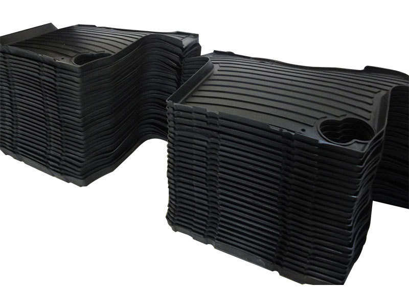 Urethane Truck Floor Mat - 54.89"*35.33"* 34.21" / 1394.3mm*897.5mm*869mm