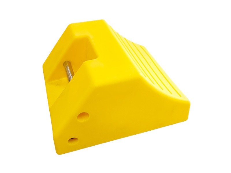 Urethane Wheel Chock-17.79"x15"x9.48" / 452mmx381mmx241mm