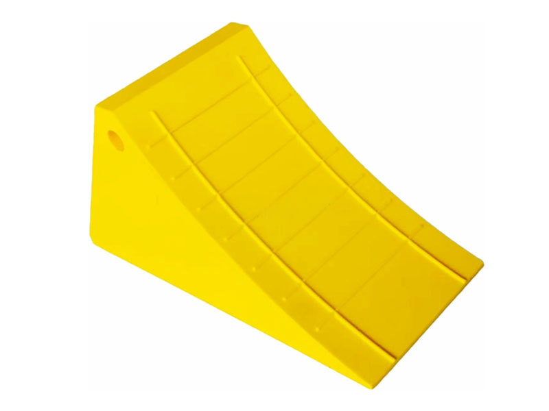 Urethane Wheel Chock-18.50"x7.87"x9.33" / 470mmx200mmx237mm