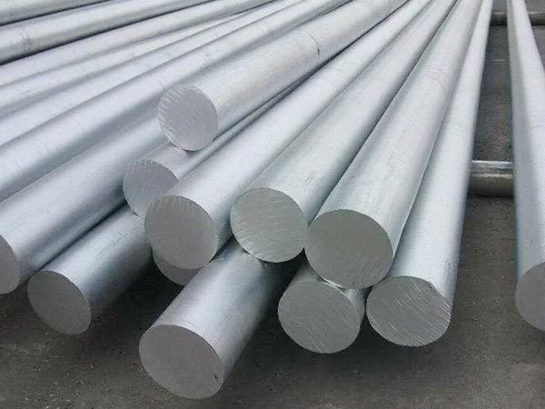 The main differences between aluminum rods and aluminum ingots are in production process, market demand, cost and use.