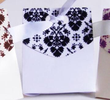 FLOCKING FAVOUR BOX