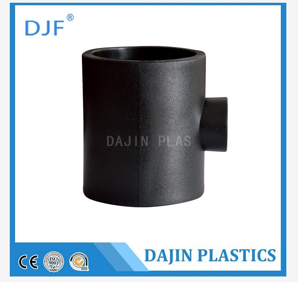 Socket reducing tee