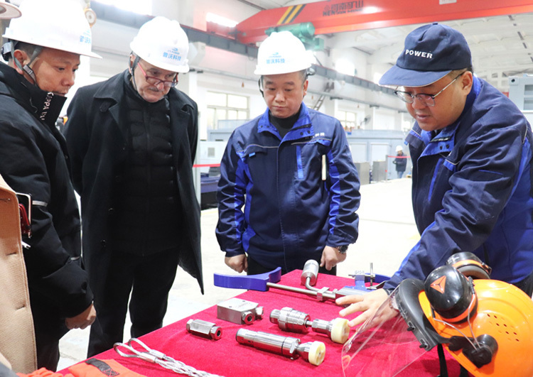 Foreign clients visited the factory and reached a cooperation intention. POWER quality is renowned overseas!