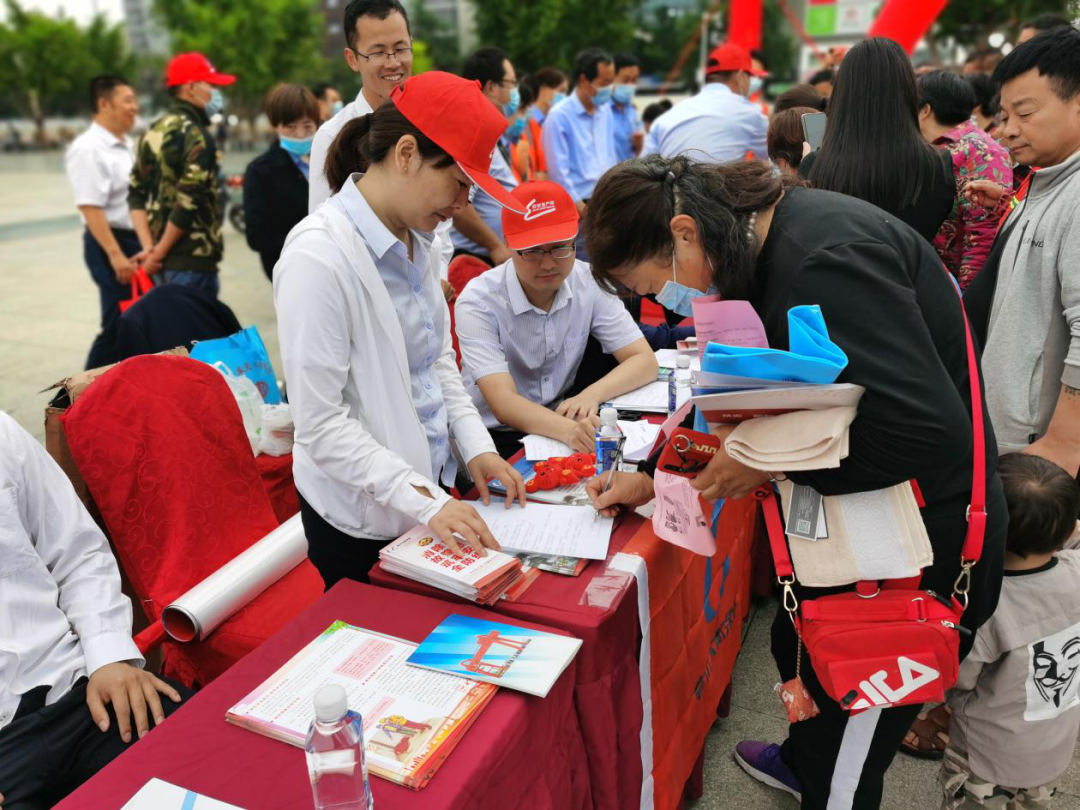 文旅集團開展2020年度“安全生產(chǎn)月” 宣傳咨詢日活動