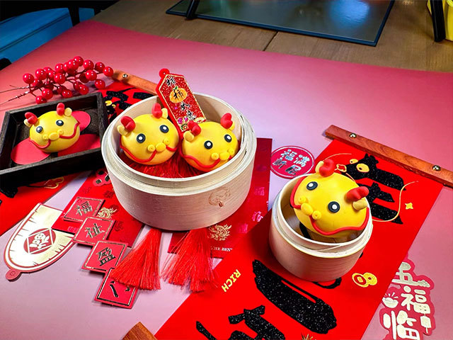 萌龙奶黄包.jpg