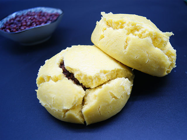 杂粮黄馍馍.JPG