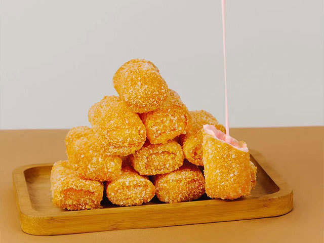 脆皮草莓风味酥.jpg
