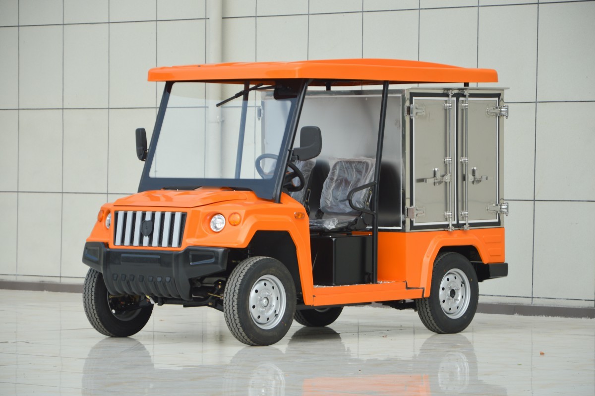 [Hummer H5 Hermès Orange Cargo Box]