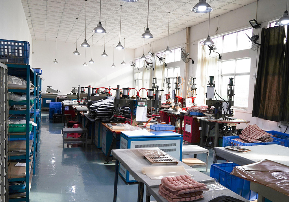 Thermoforming of TPU & Lycra airbag