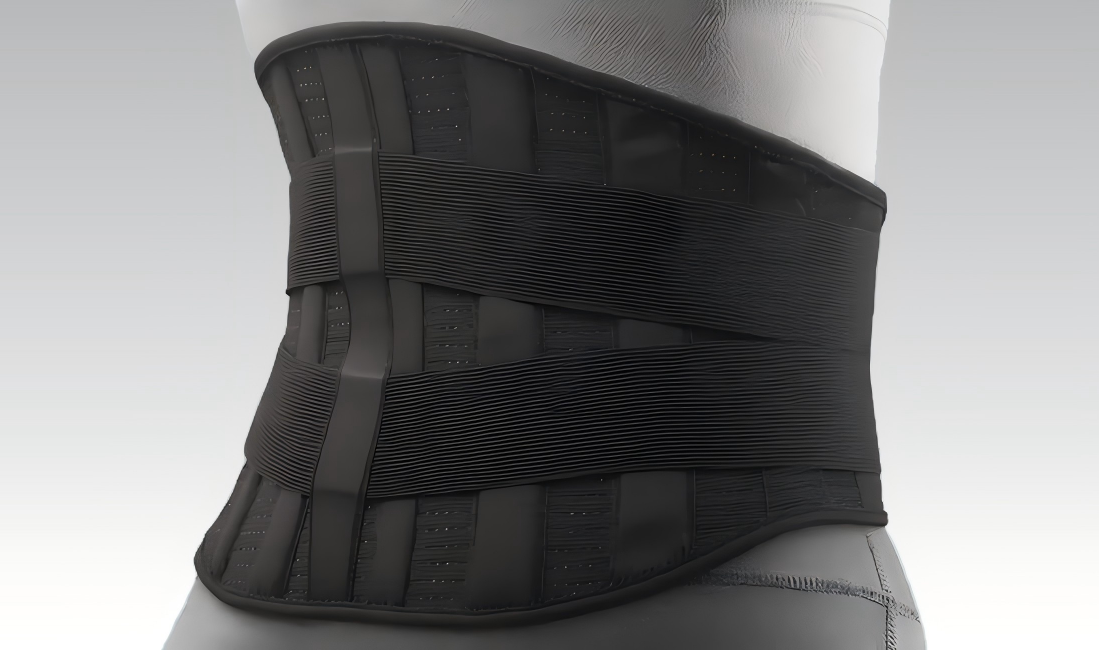 Mesh lumbar support