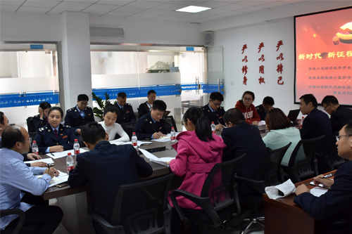 南昌研究院黨支部與地方政府黨組織聯(lián)合開展十九大精神學習
