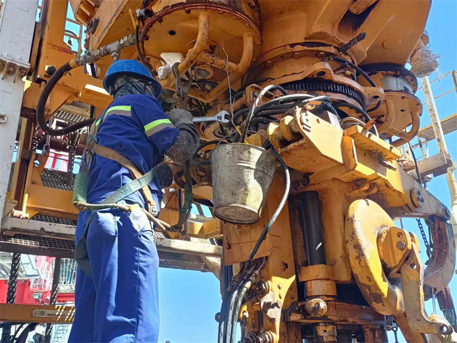 H609-SCARABEO 5 top drive overhaul