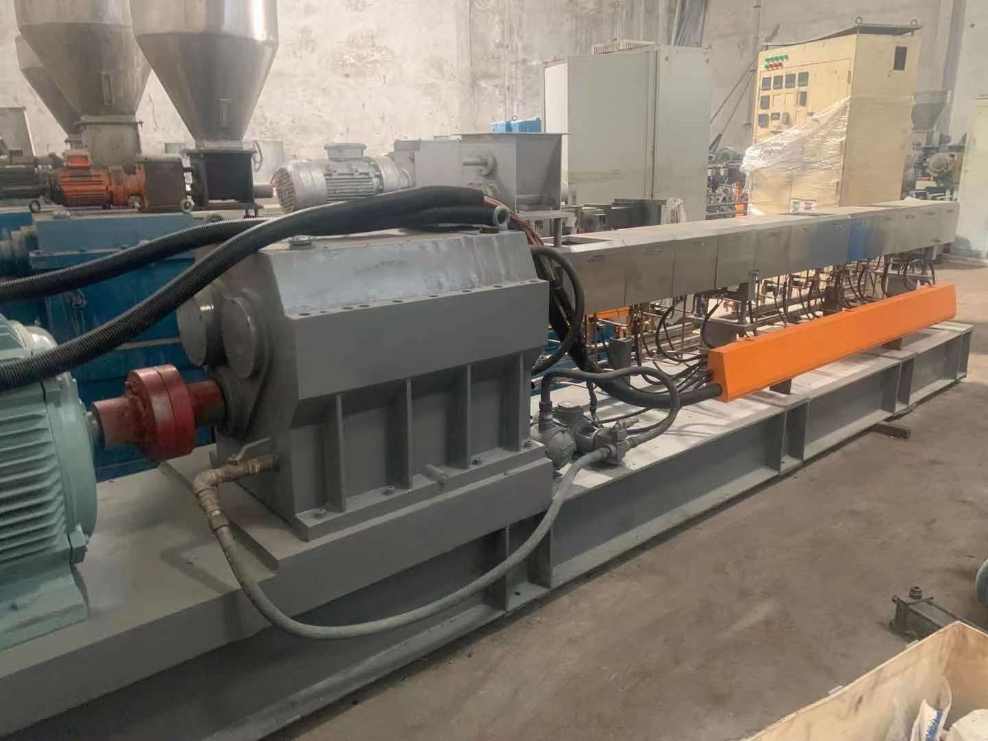 Used 75B twin-screw granulator