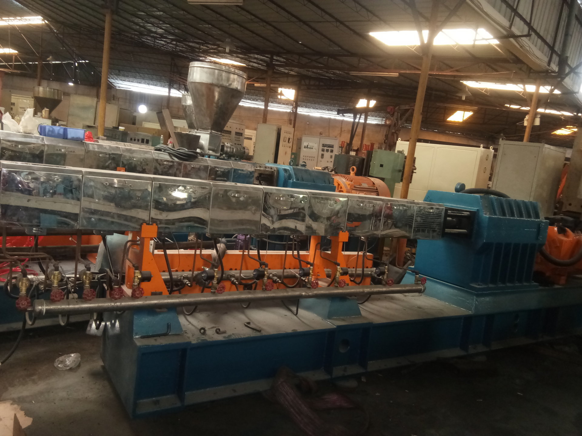 Sales of second-hand Nanjing plastic twin-screw granulator