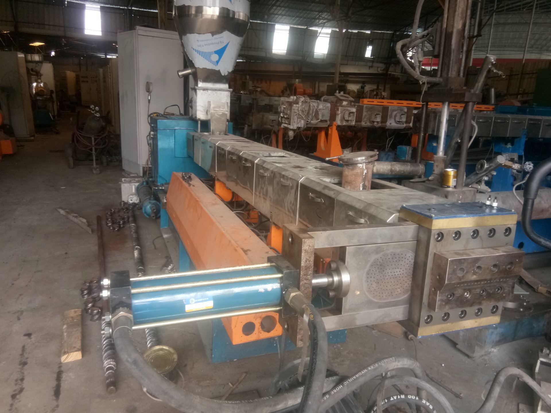 Nanjing second-hand 75 twin-screw granulator
