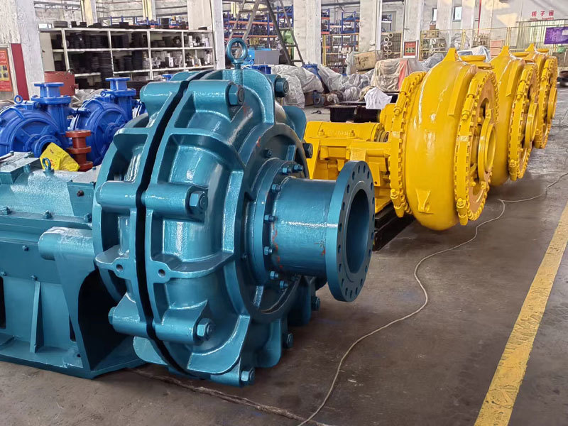 Different Types of Industrial Pumps – Working, Features, Uses Different Types of Industrial Pumps – Working, Features, Uses