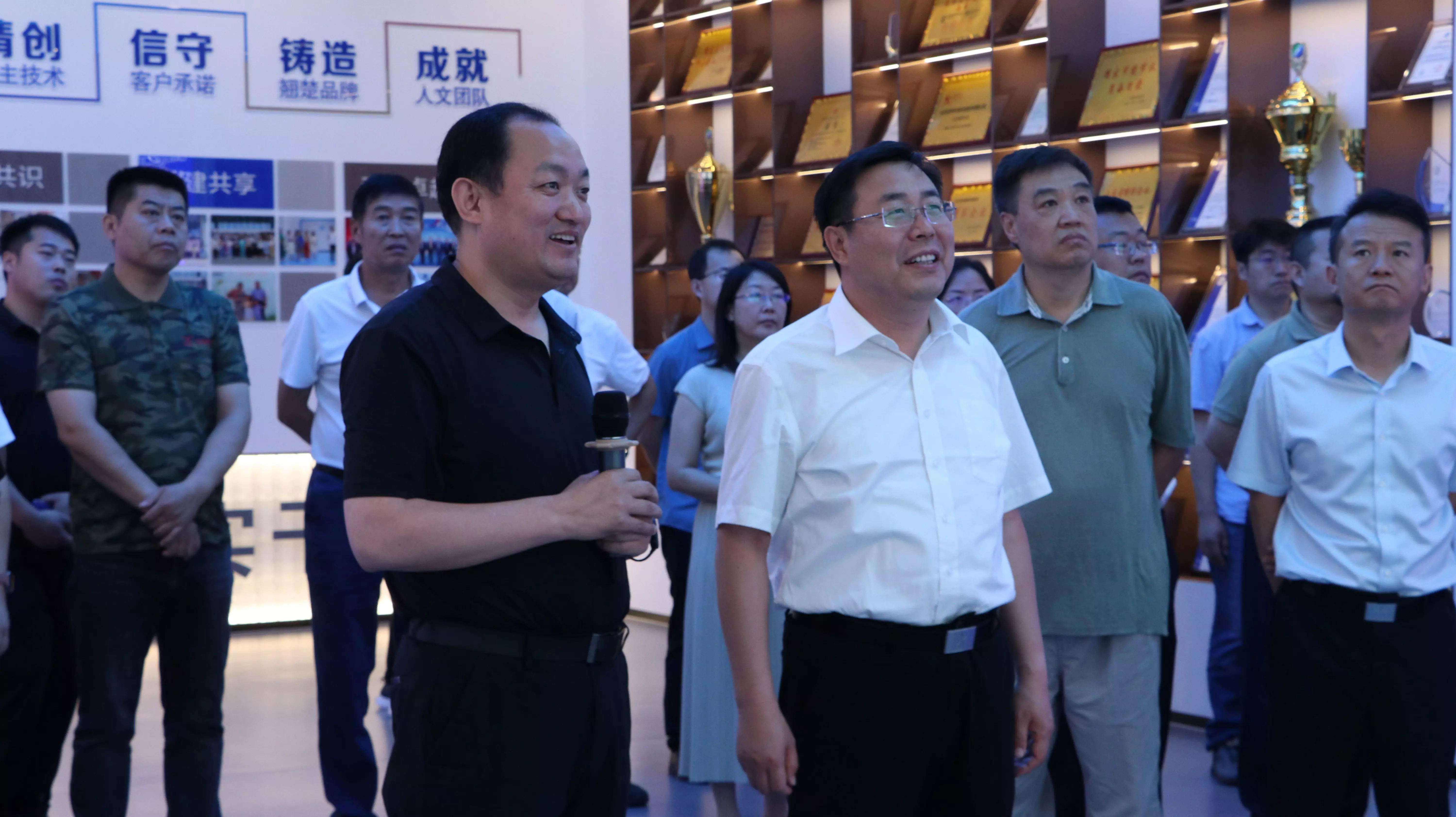 藍(lán)想環(huán)境參加全市企業(yè)發(fā)展大比拼擂臺賽