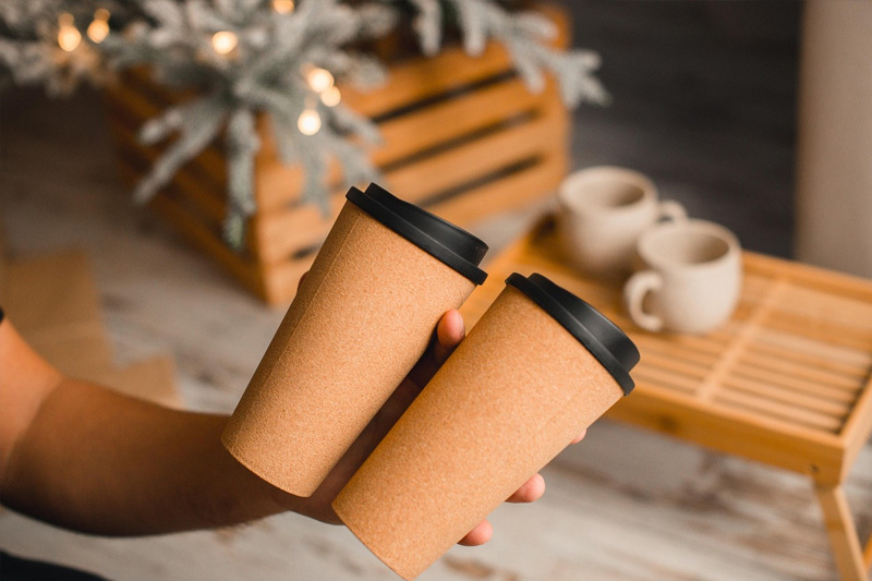 Precautions for the use of cold drink paper cups