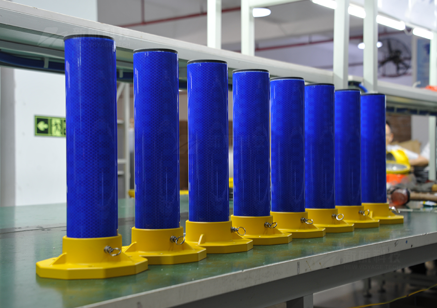 Taxiway Retroreflective Marker