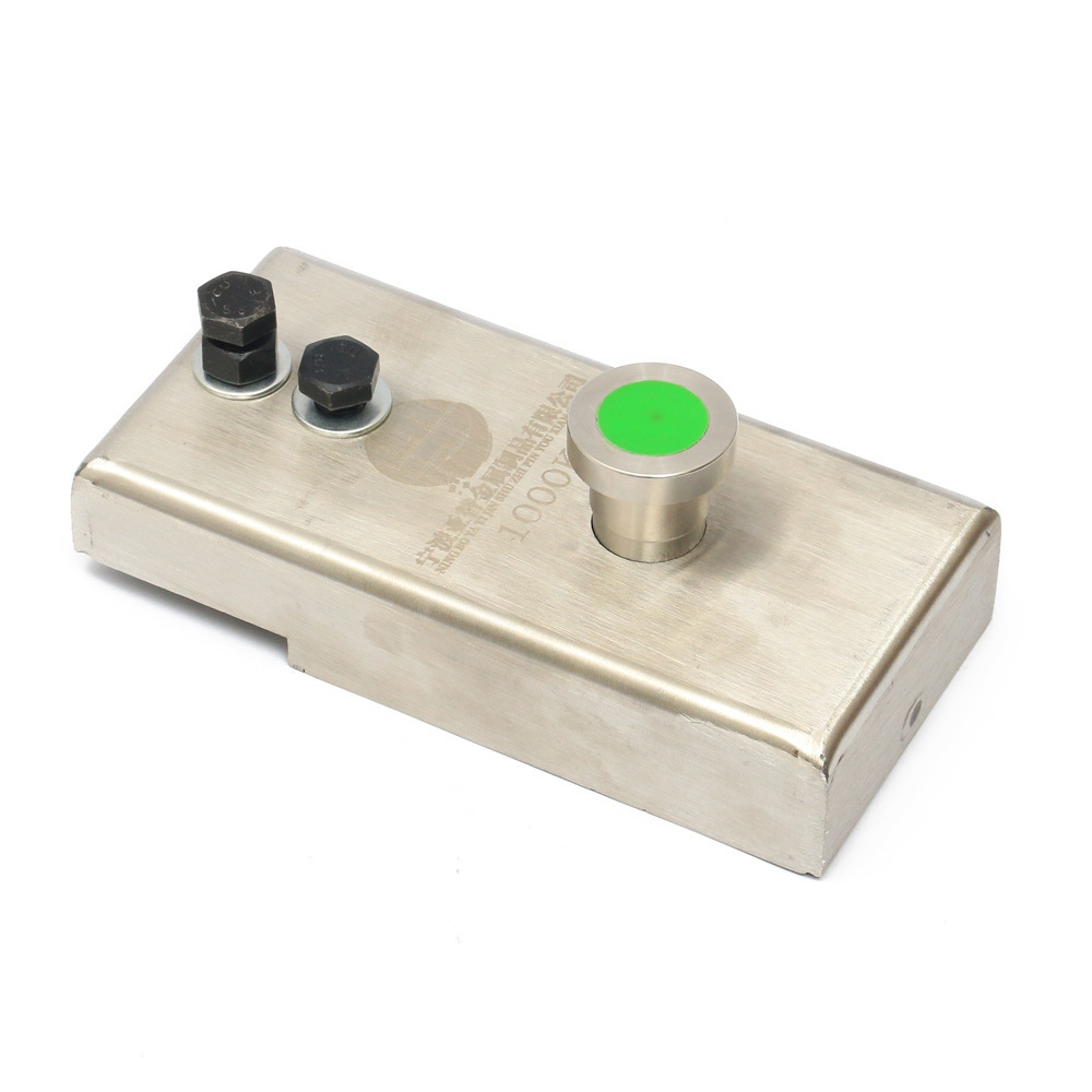 Fixed magnetic box