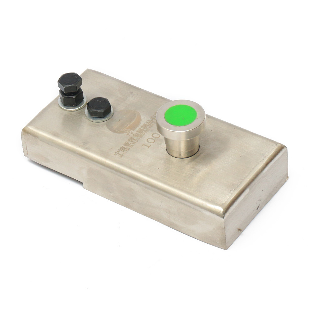Fixed magnetic box
