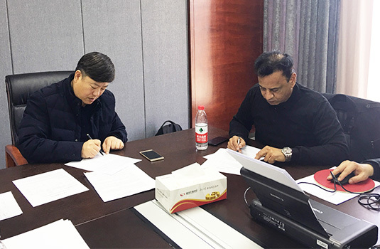 我们与印度老客户再次签订了购销合同