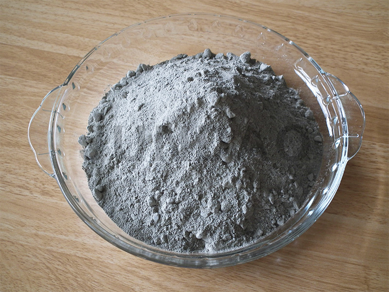 Low cement castable refractory