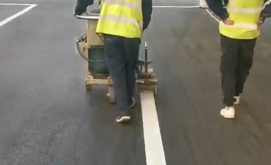 Construction effect of hot melt coating