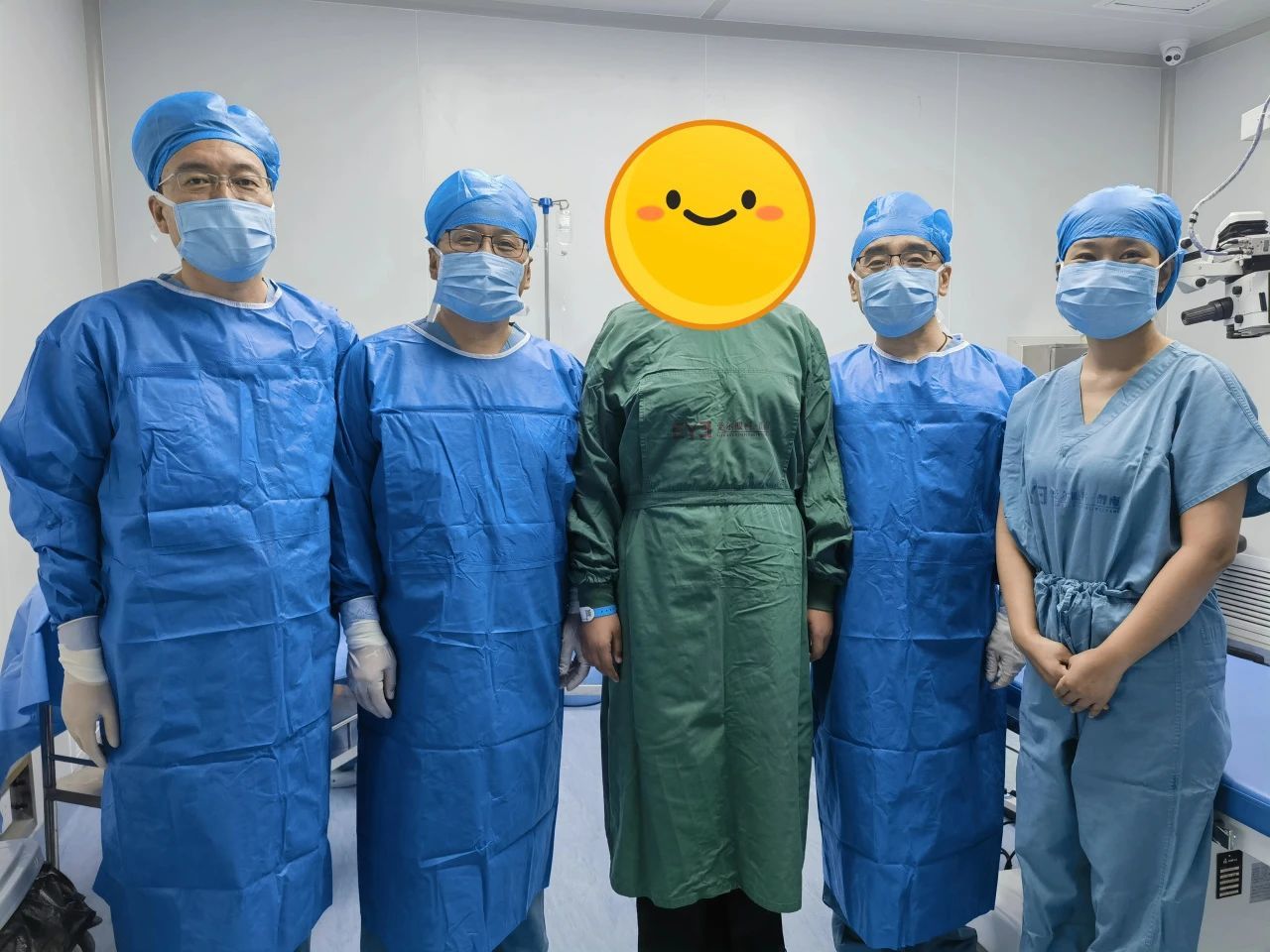 Weinan Aier Eye Hospital Successfully Performed FCB Surgery, Providing a New Treatment for Patients with Retinal Detachment