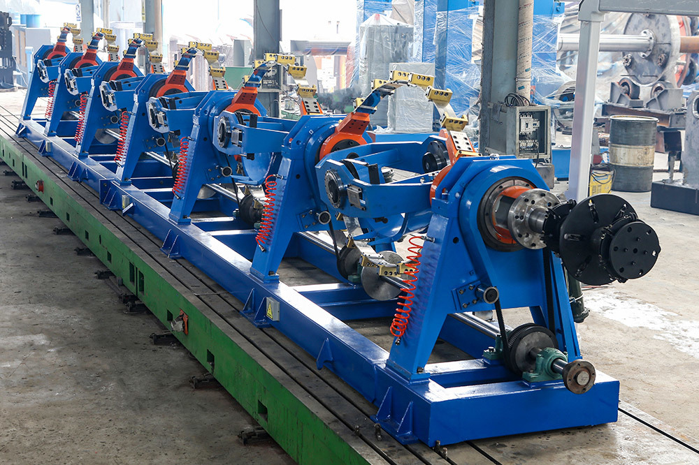 Bow type stranding machine