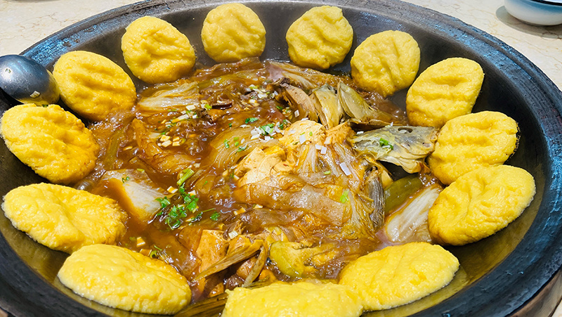 Iron pot stewed fish Iron pot stewed fish