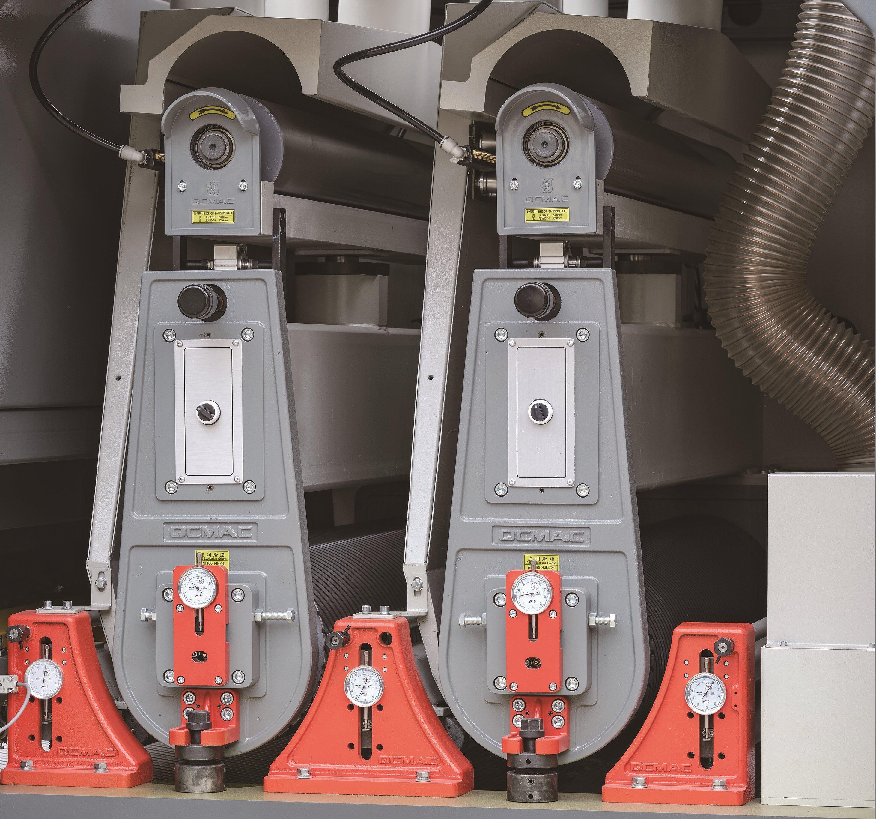 Woodworking machinery glue roller