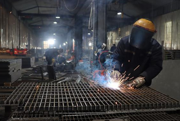 Professional Welding Worker