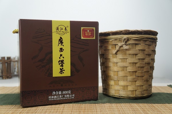 800g2011年禮盒特級(jí)廣西六堡茶