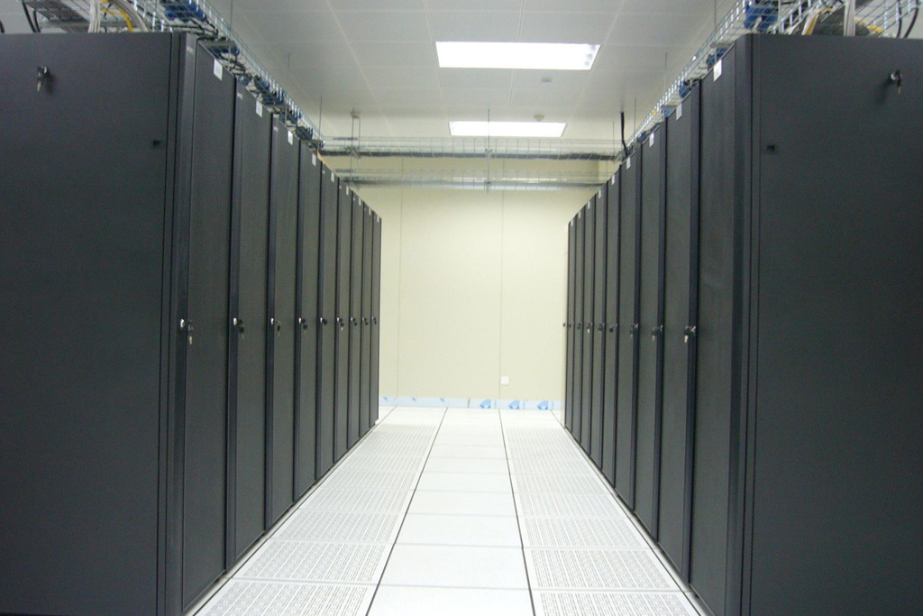Classification and Applications of Network Cabinets