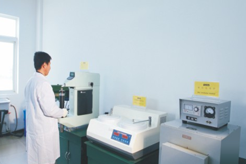 Detection device 5 Detection device 5