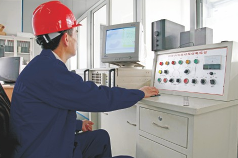 Detection device 8 Detection device 8