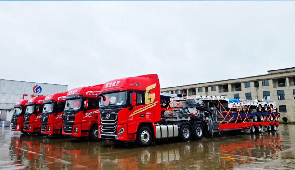 Rain or shine, quality delivered! Guangda Hongyuan rolls out a batch of low-flatbed semi-trailers for the global high-end market!